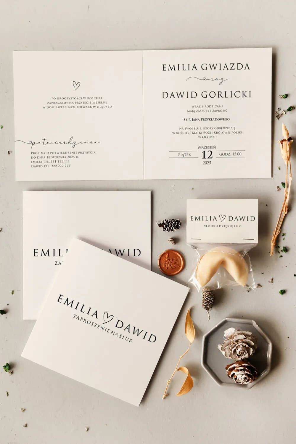 Cejla No. 22 Wedding Invitation – Minimalist Style with Heart