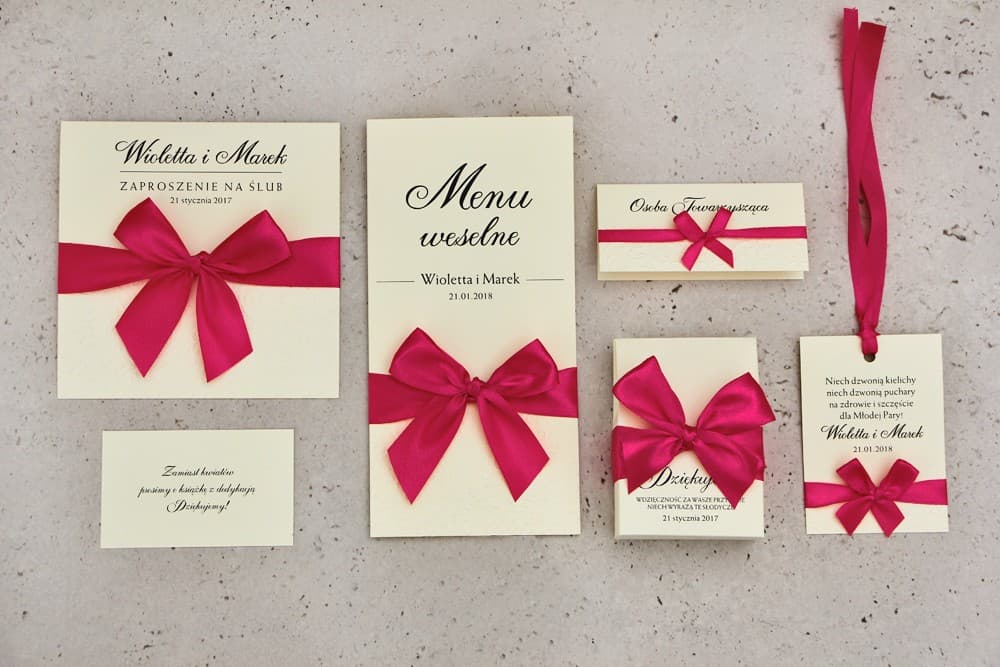 Muestras de Invitaciones Elegantes con Relieve y Lazo | Set de Muestras de Papelería Nupcial | Belisa nº 7