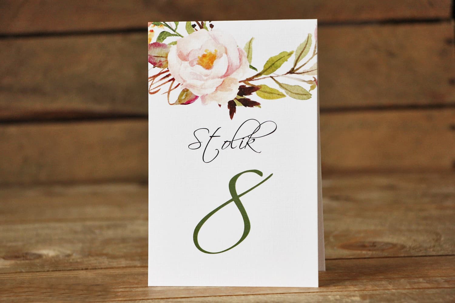 Números de mesa para boda - Delicada composición pastel de flores de peonía con ramas verdes claras