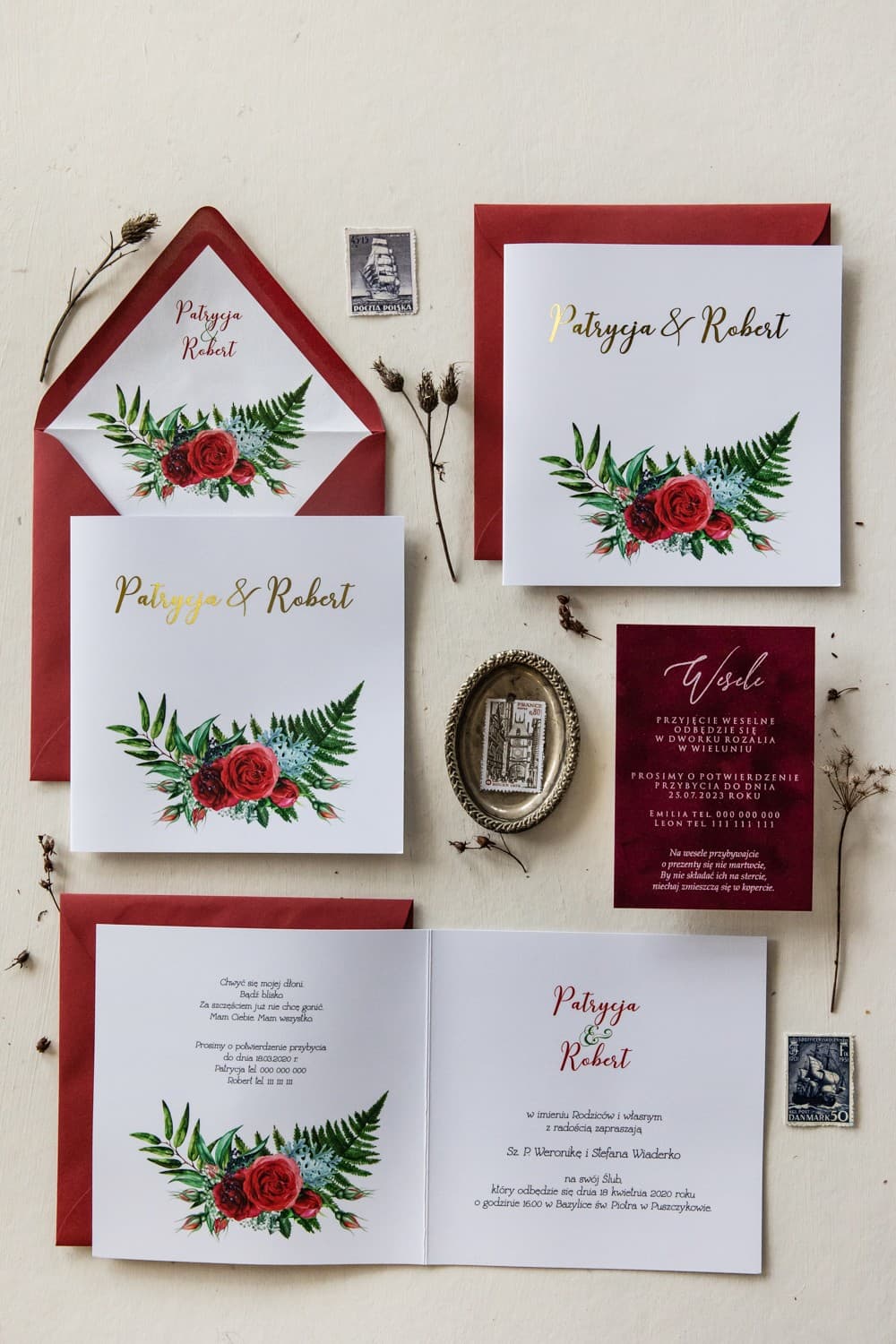 Set di inviti matrimonio Cykade n. 1 con doratura Set cancelleria matrimonio Cykade n. 1 con busta rossa e inserto Amelia Wedding