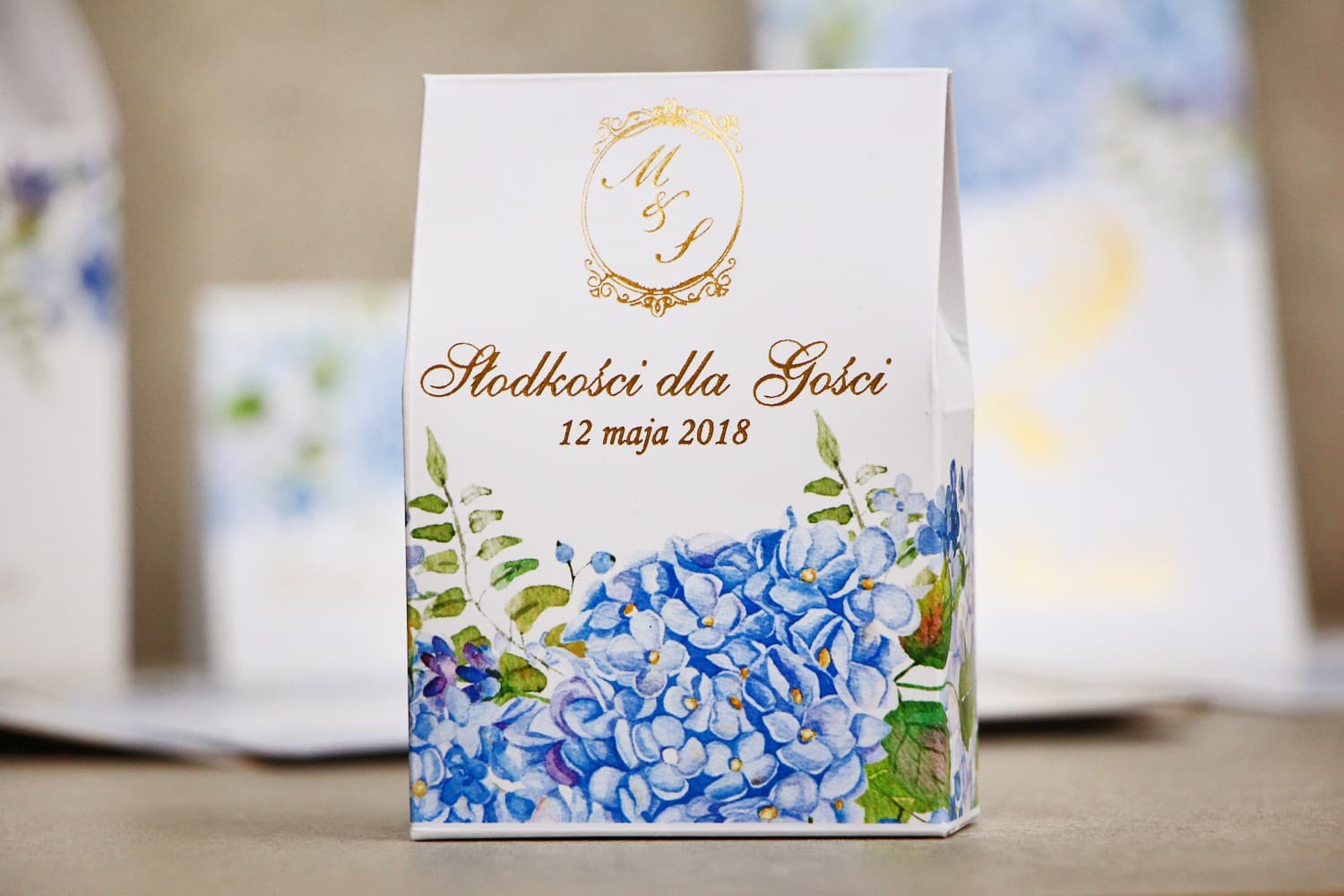 Petites Boîtes Dorées avec Hortensia et Lavande | Cadeaux pour les Invités de Mariage | Sorento n° 5