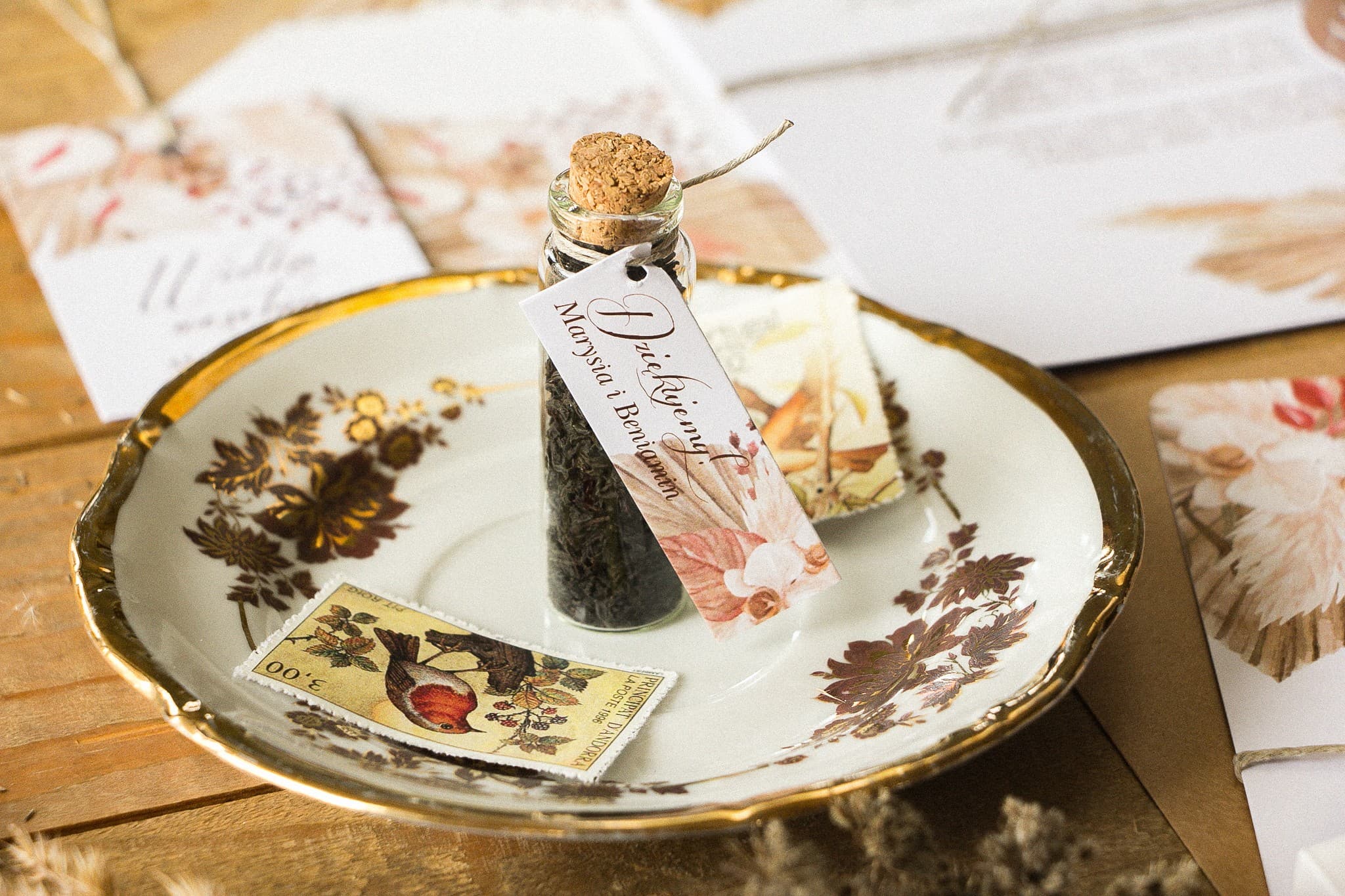 Petite Bouteille de Thé et Herbe de la Pampa | Remerciements Invités Mariage, Cadeaux Invités | Indygo n° 6