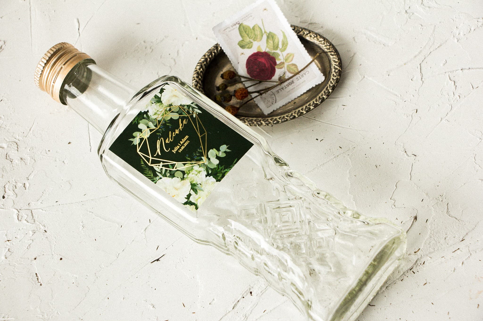 Fioles à Liqueur Dorées avec Pivoines | Cadeaux Invités Mariage | Saphir n° 6