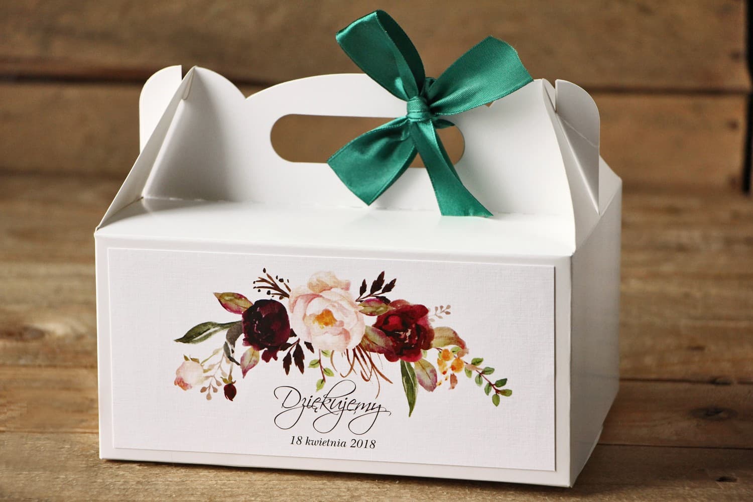 Pudełko na ciasto weselne z rączką i kwiatami | Personalizowane opakowanie | Malowane Kwiaty nr 29
