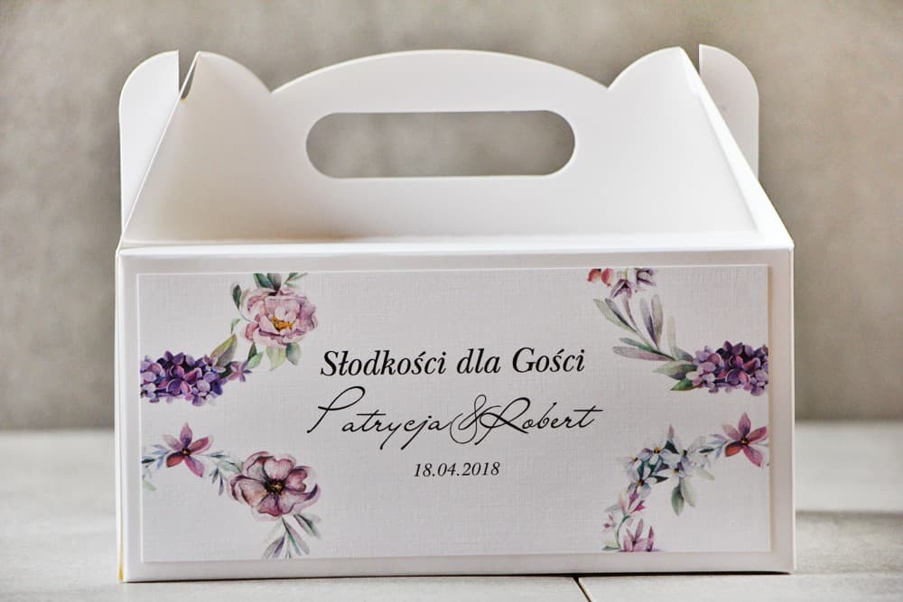 Floral Personalized Wedding Cake Box with Handle | Wedding Favour Packaging | Pistacjowe Design 15