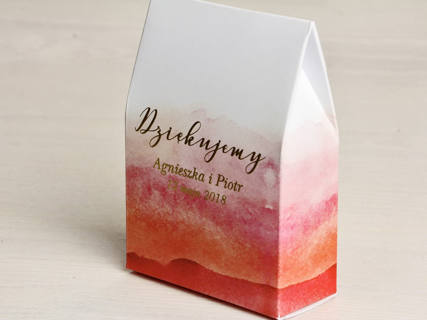 Rote Gastgeschenk-Boxen Aquarell | Elegante Hochzeitsboxen mit Goldprägung | Delfina Nr. 1