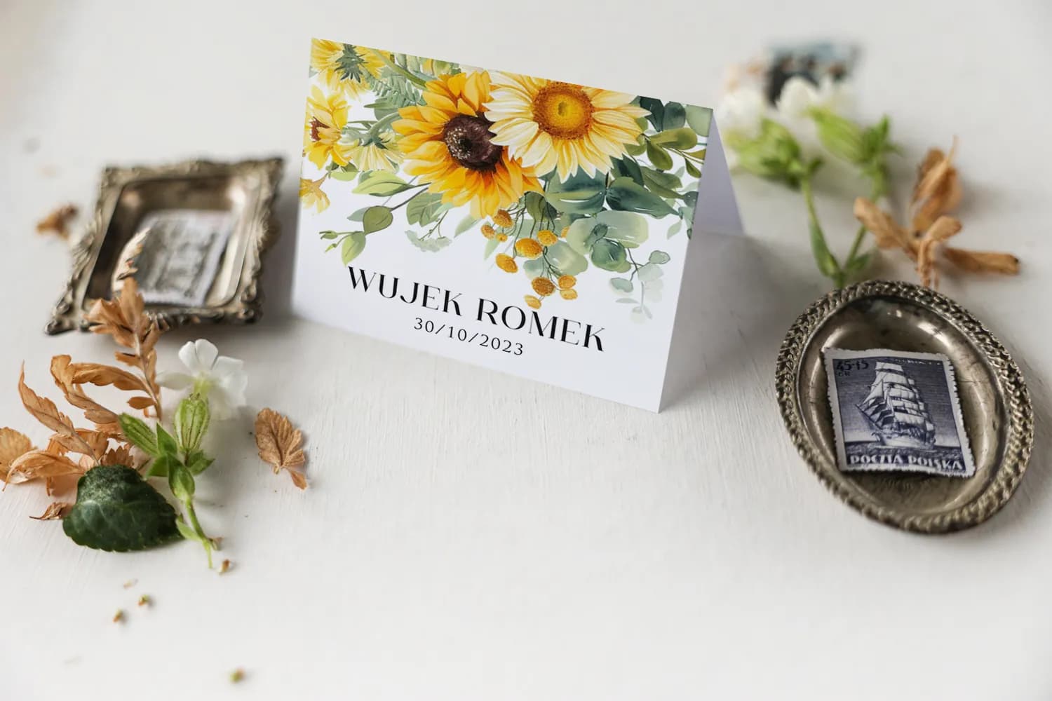 Impresja No. 5 Wedding Place Cards – Rustic Sunflower Table Cards