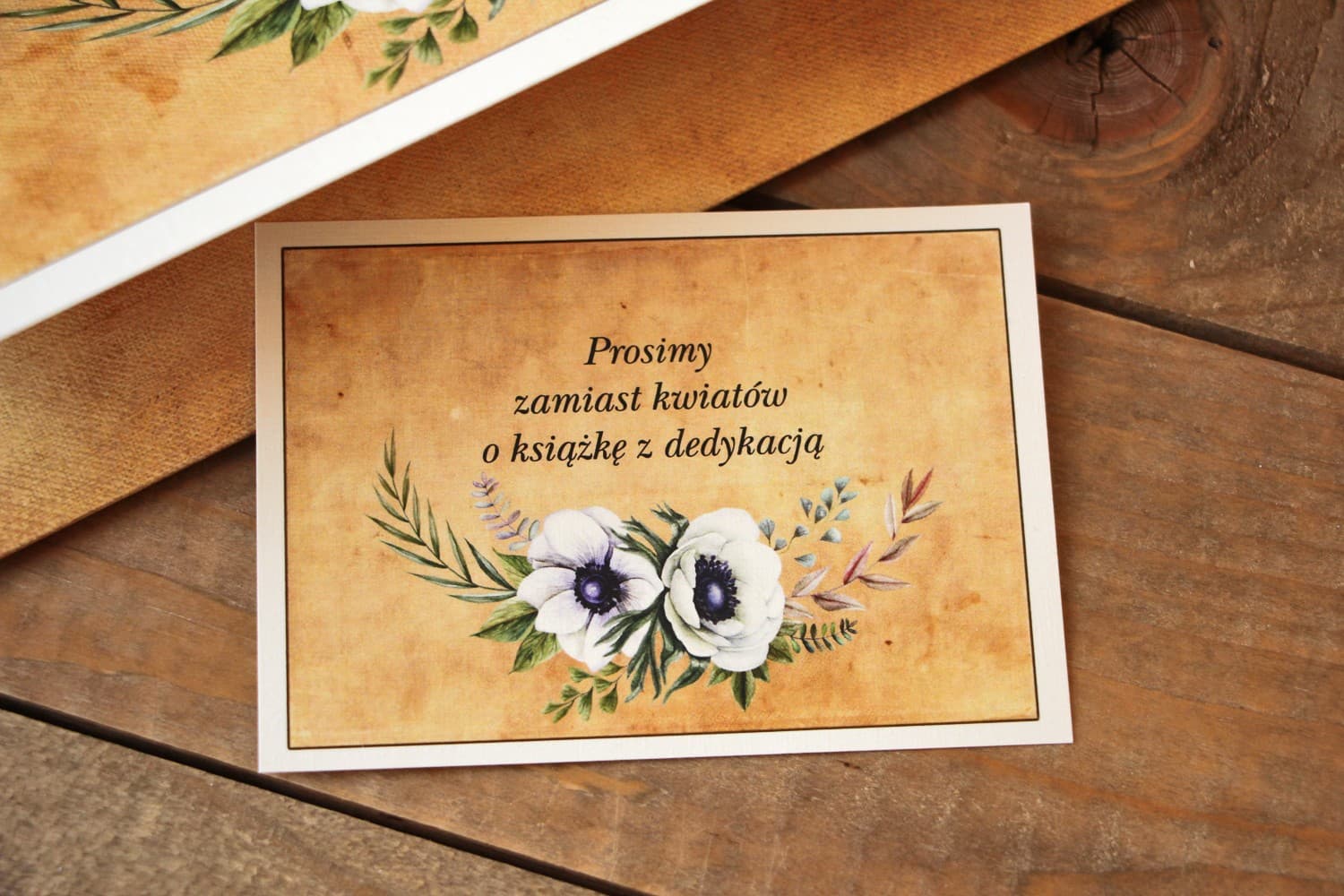Rustykalny Bilecik do Zaproszeń z Anemonami, Wkładka zamiast kwiatów | Bileciki Ślubne | Karmelowe nr 7