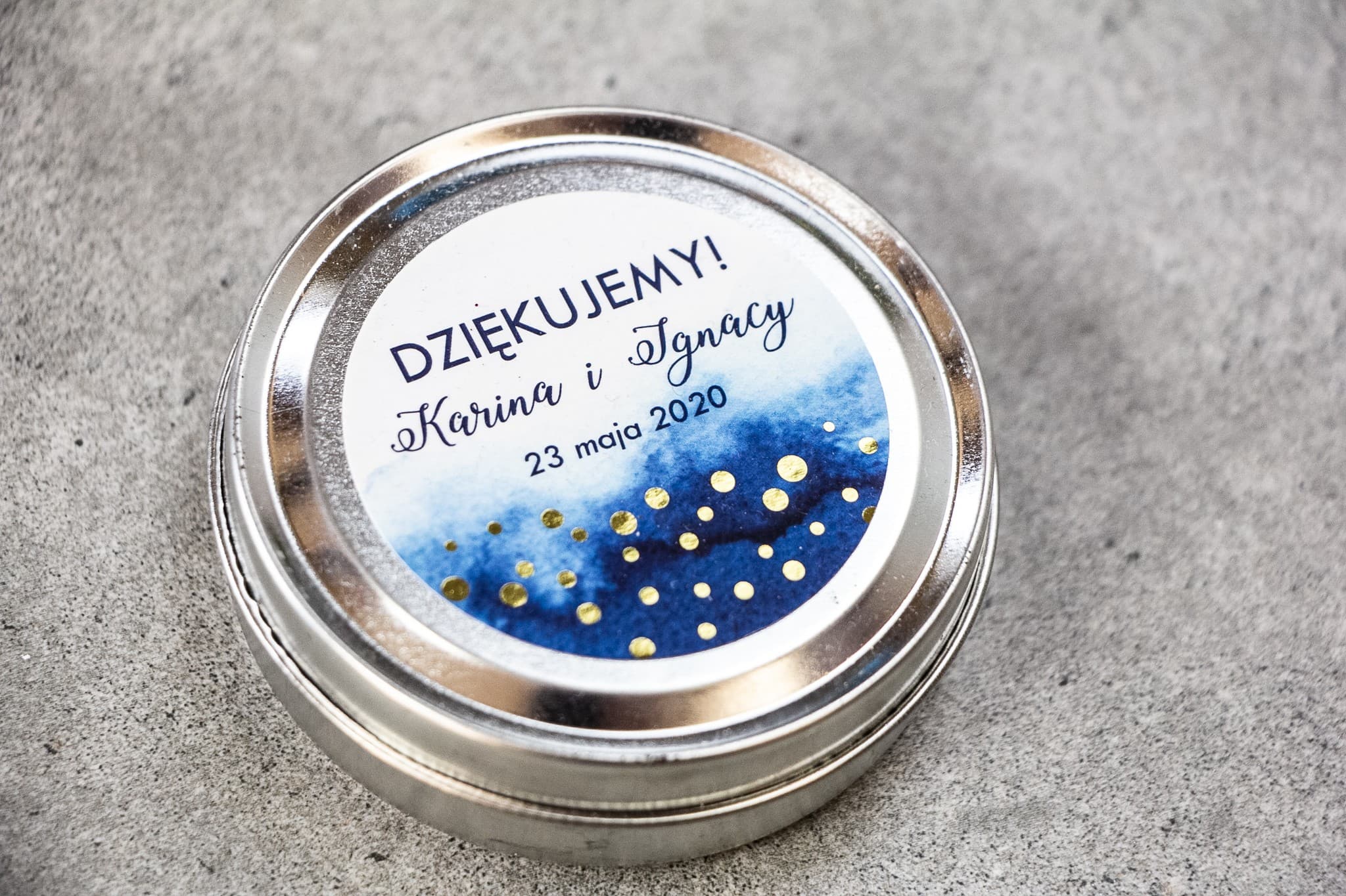 Sojakerze in der Dose Bakarto Nr. 1 – Gastgeschenk im Glamour-Stil