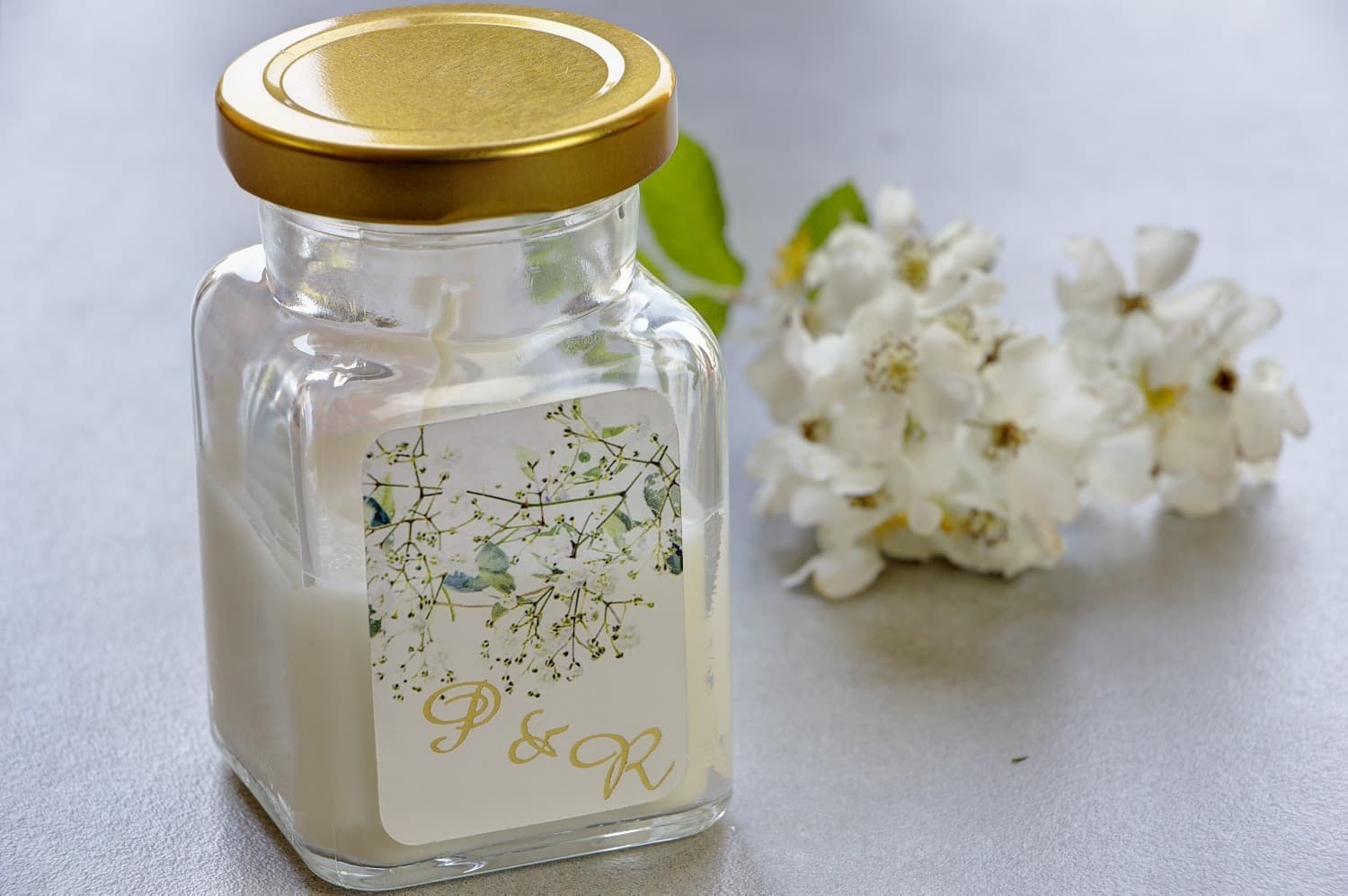 Sojakerze Cykade Nr. 14 – Gastgeschenk zur Hochzeit mit Eukalyptus und Schleierkraut