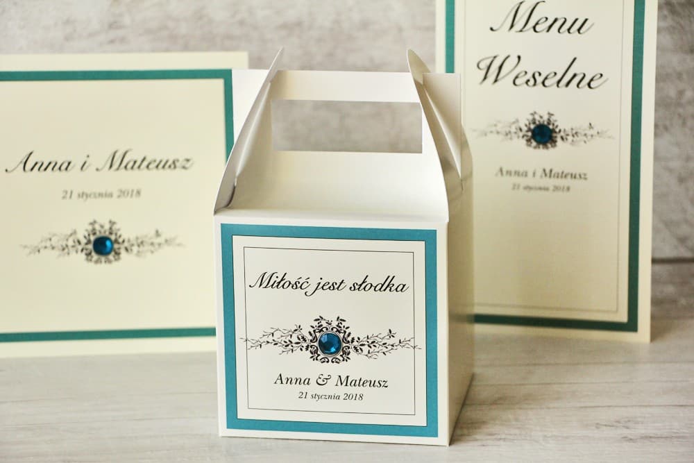 Elegant Square Wedding Cake Box with Lace and Cubic Zirconia, Personalized Sweet Treat Packaging | Wedding Favours