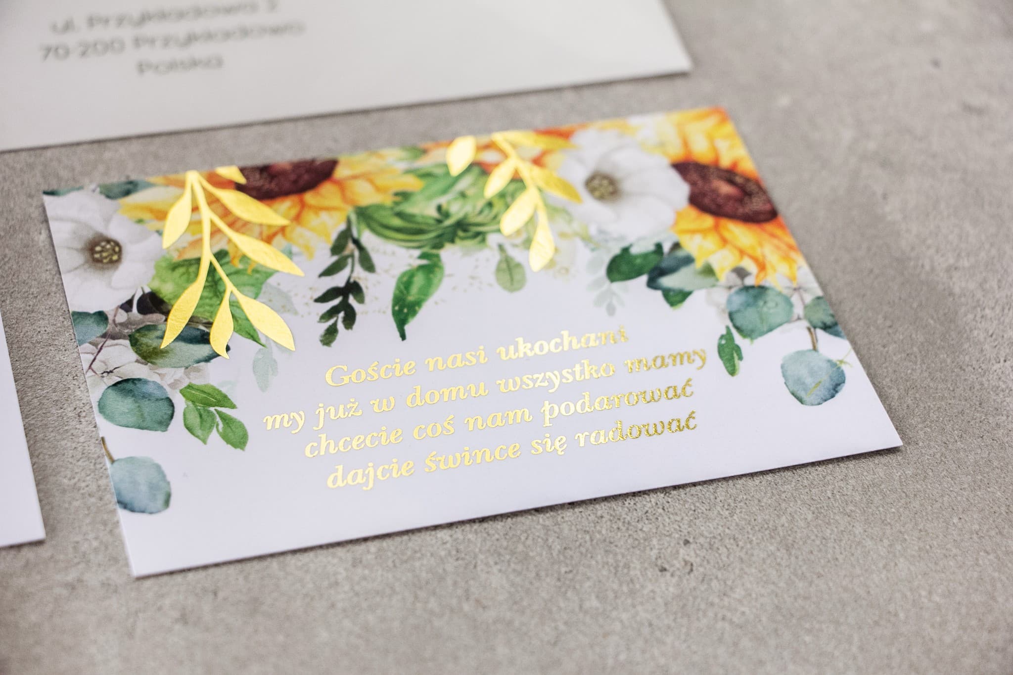 Tarjeta Adicional Dorada para Invitaciones Rubin n.º 7 – Diseño de Girasoles