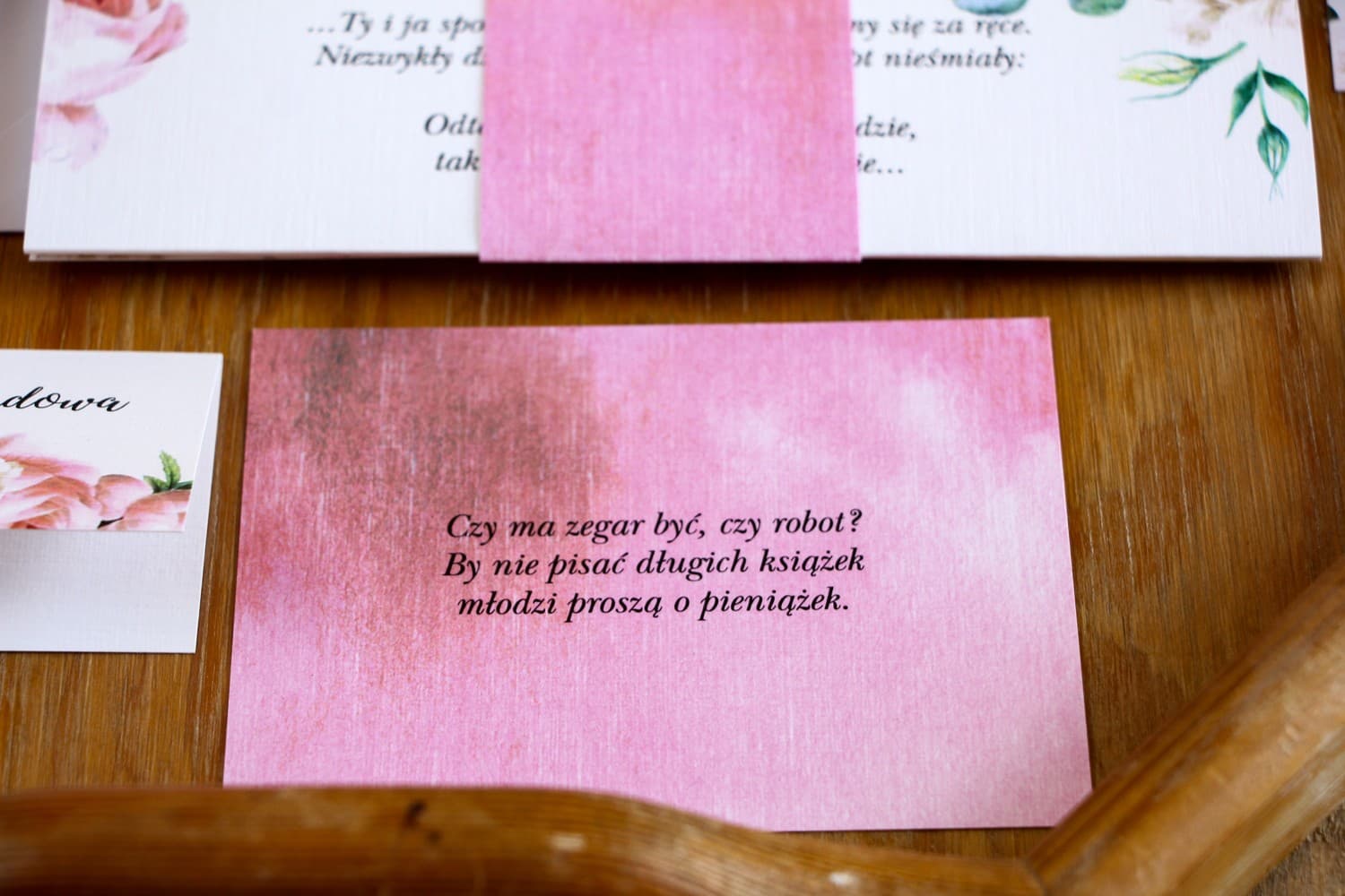 Tarjeta Rosa para Invitaciones con Flores, Inserto con Rebus | Notas Informativas para Invitaciones | Rozalia n.º 4