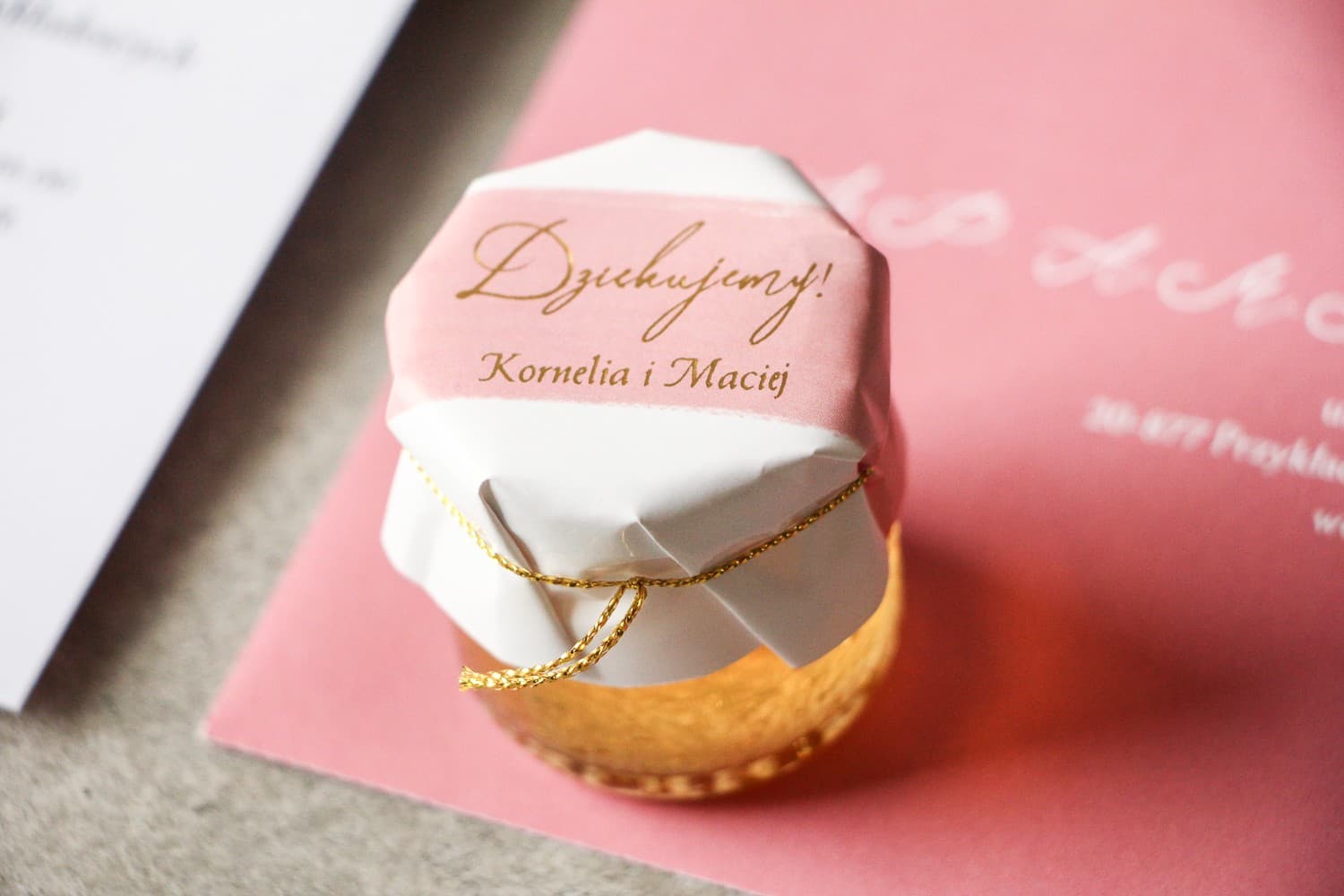 Miel en Tarrito Verte nº 2 – Detalle Dorado con Acuarela Rosa