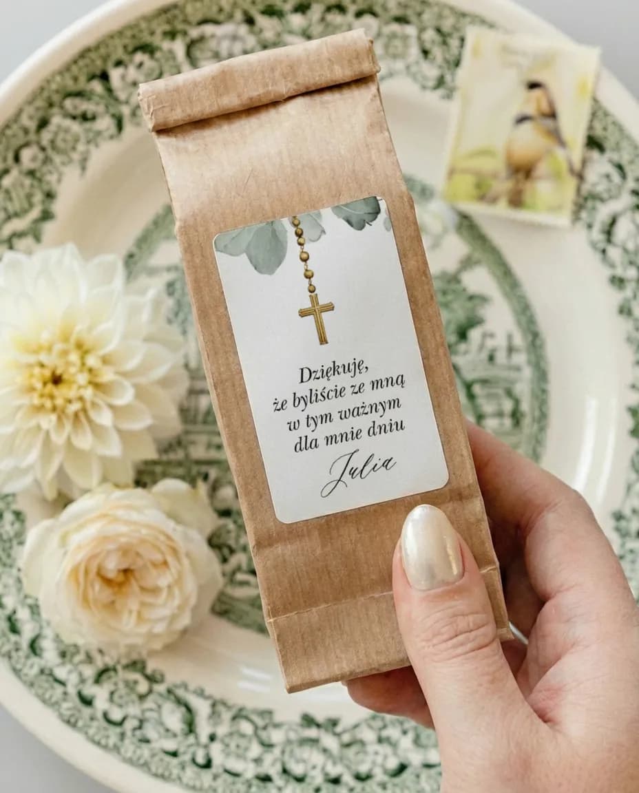 Obsequio de comunión – té con etiqueta clásica con cruz y hojas verdes