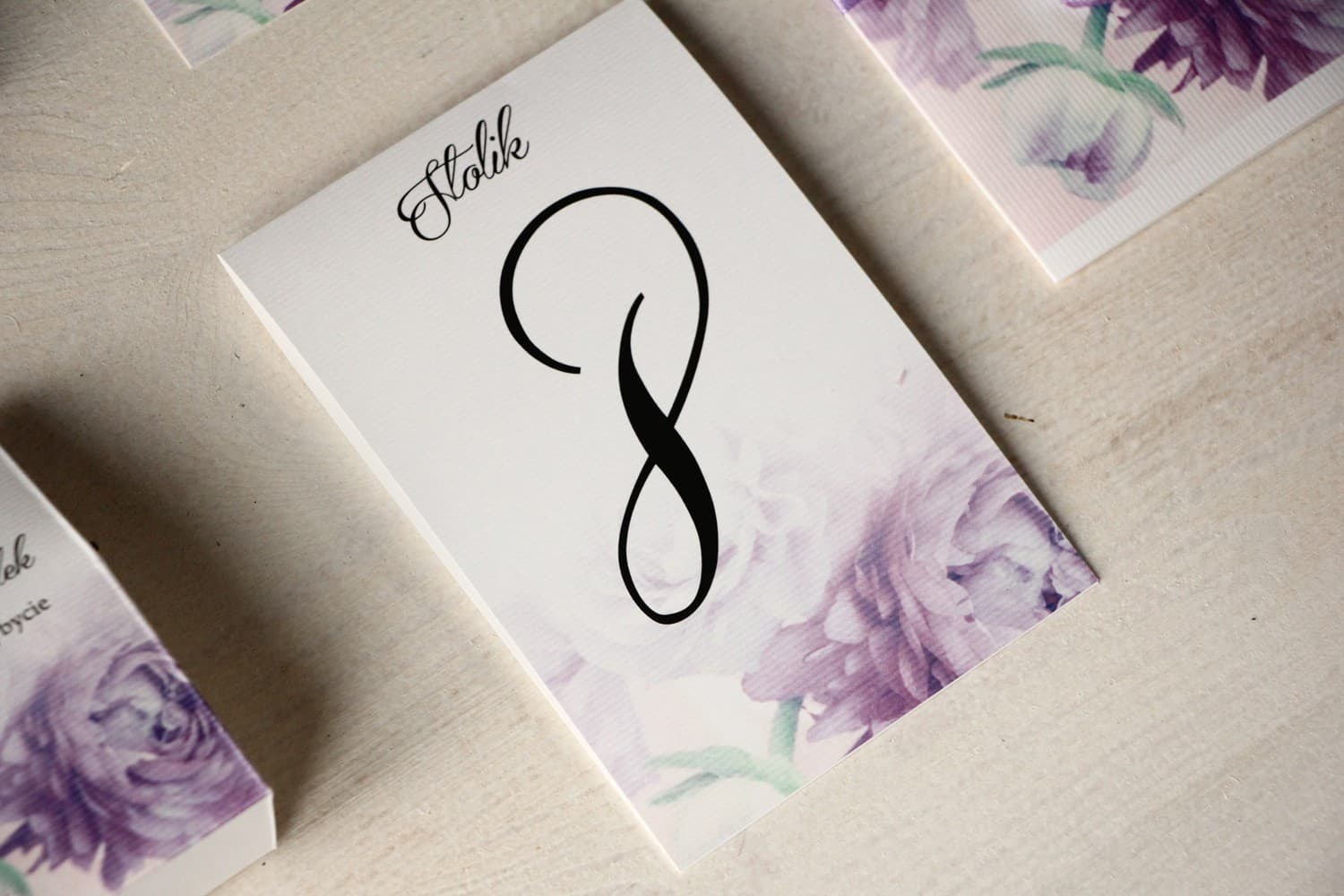 Tischnummern Aufsteller violette Pfingstrosen | Tischnummern für die Hochzeit | Magnet Nr. 17