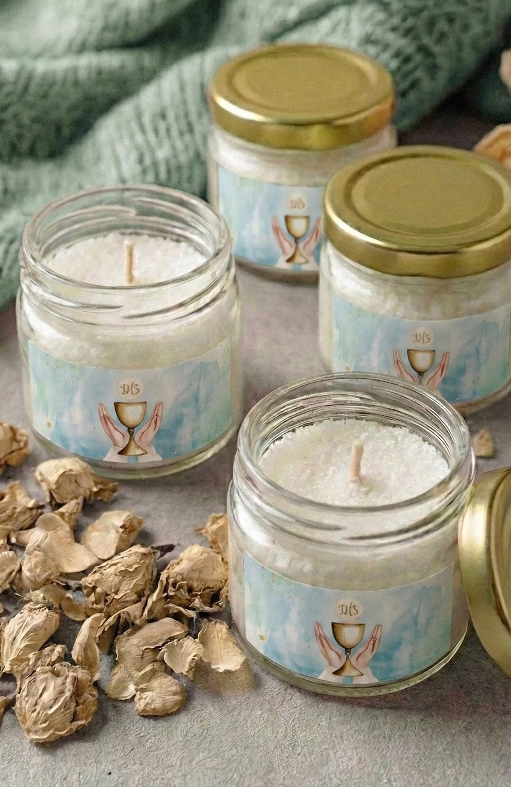 Velas clásicas de comunión con cáliz eucarístico e IHS