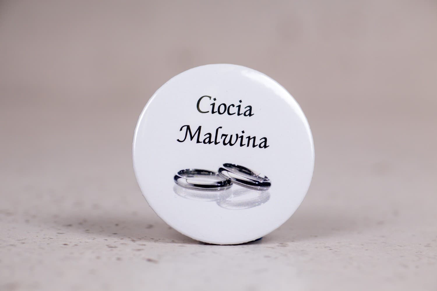 Arte No. 1 Wedding Button Badges – Place Cards with Wedding Ring Motif