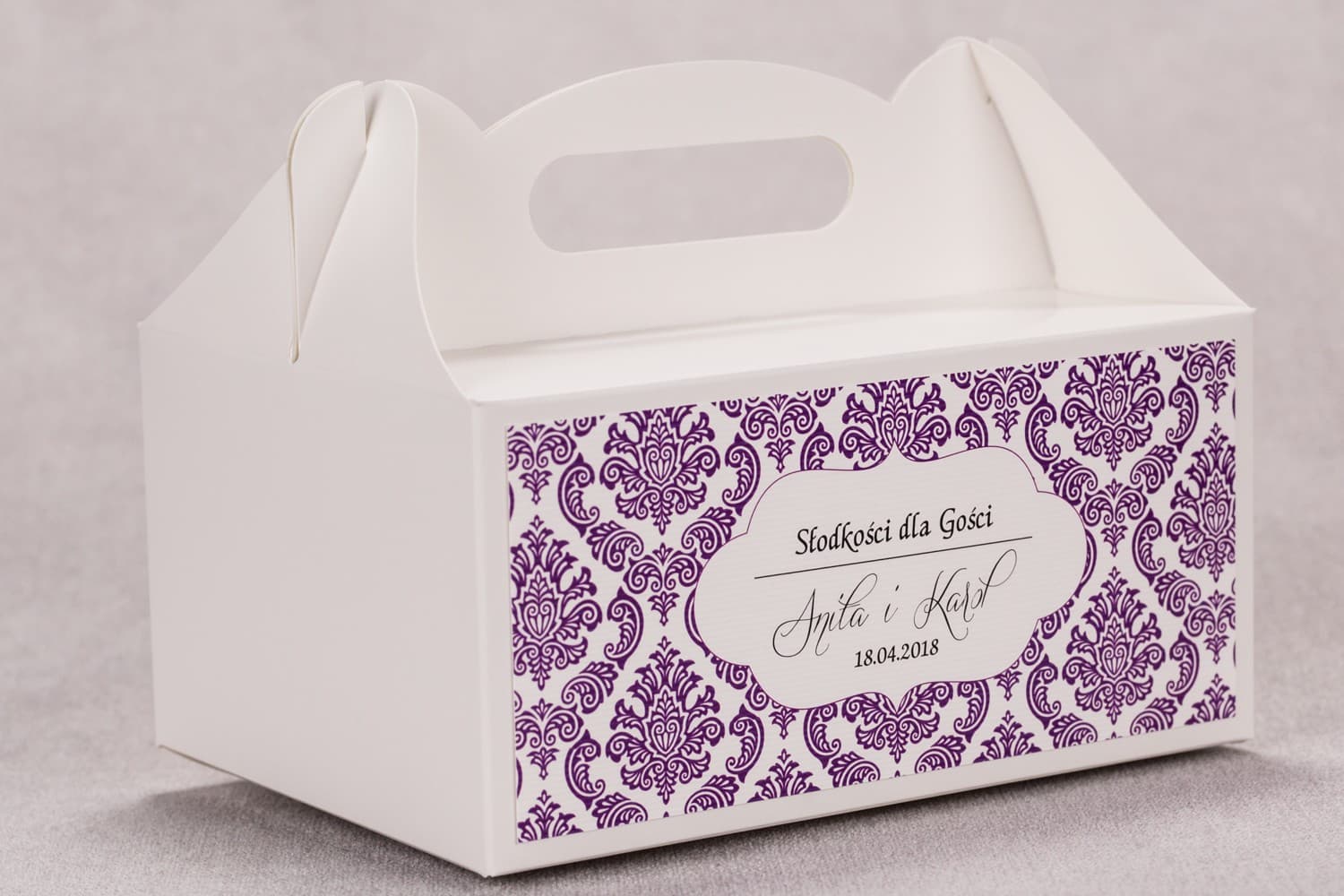 Wedding Cake Box with Purple Pattern | Elegant Personalized Guest Packaging | Madras No. 8