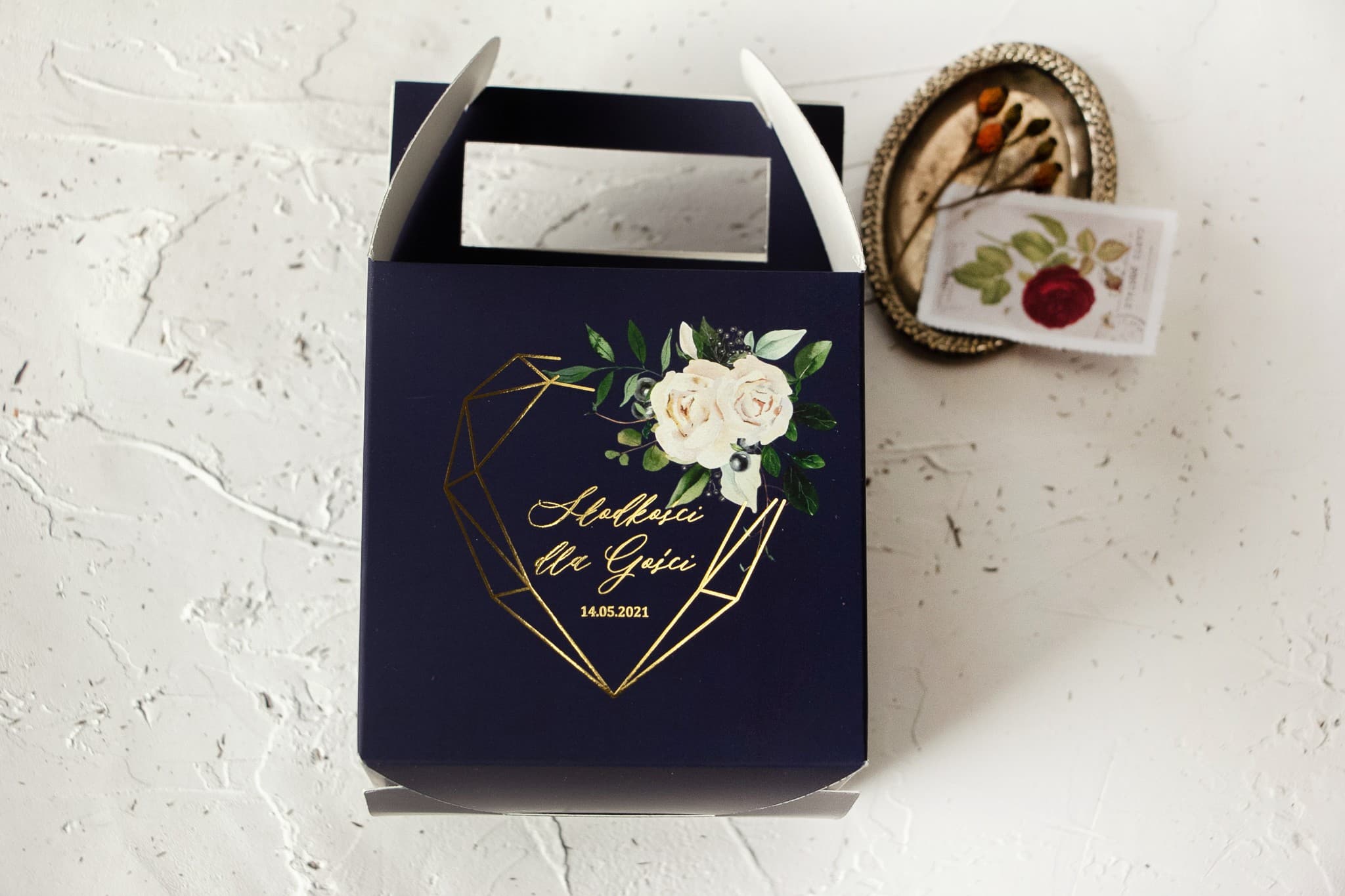 Navy Blue Gilded Wedding Cake Box with Flowers | Elegant Wedding Favours | Szafirowe No. 7