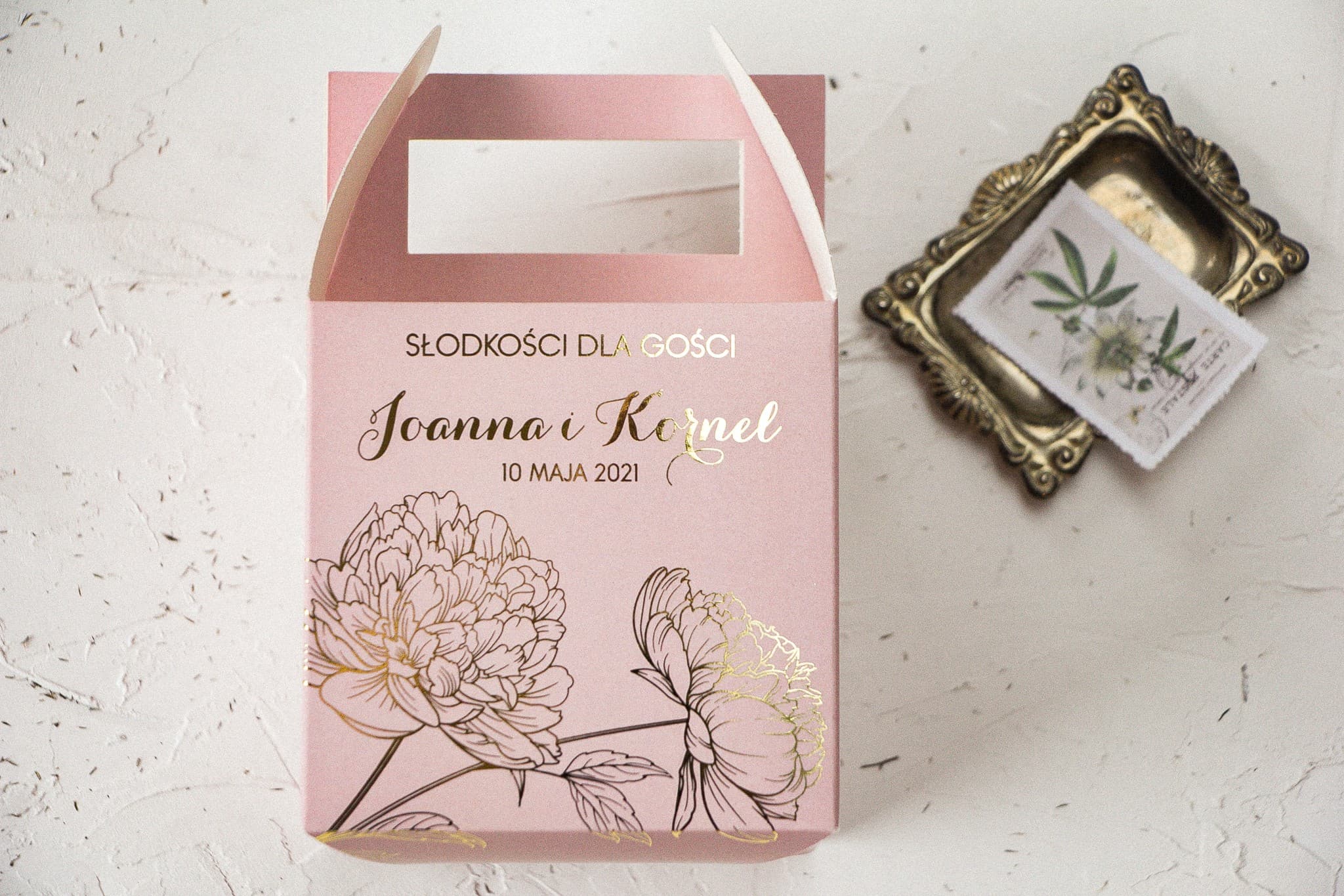 Gold Foiled Peony Wedding Cake Box | Wedding Favours | Design 4