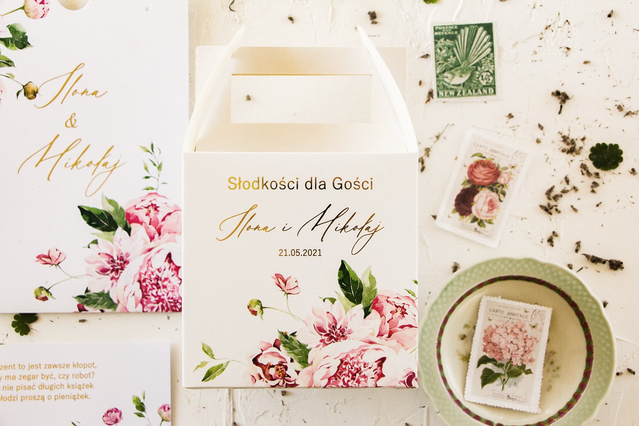 Elegant Peony Wedding Cake Box | Gold Foiled Packaging for Guests | Serenity No. 3