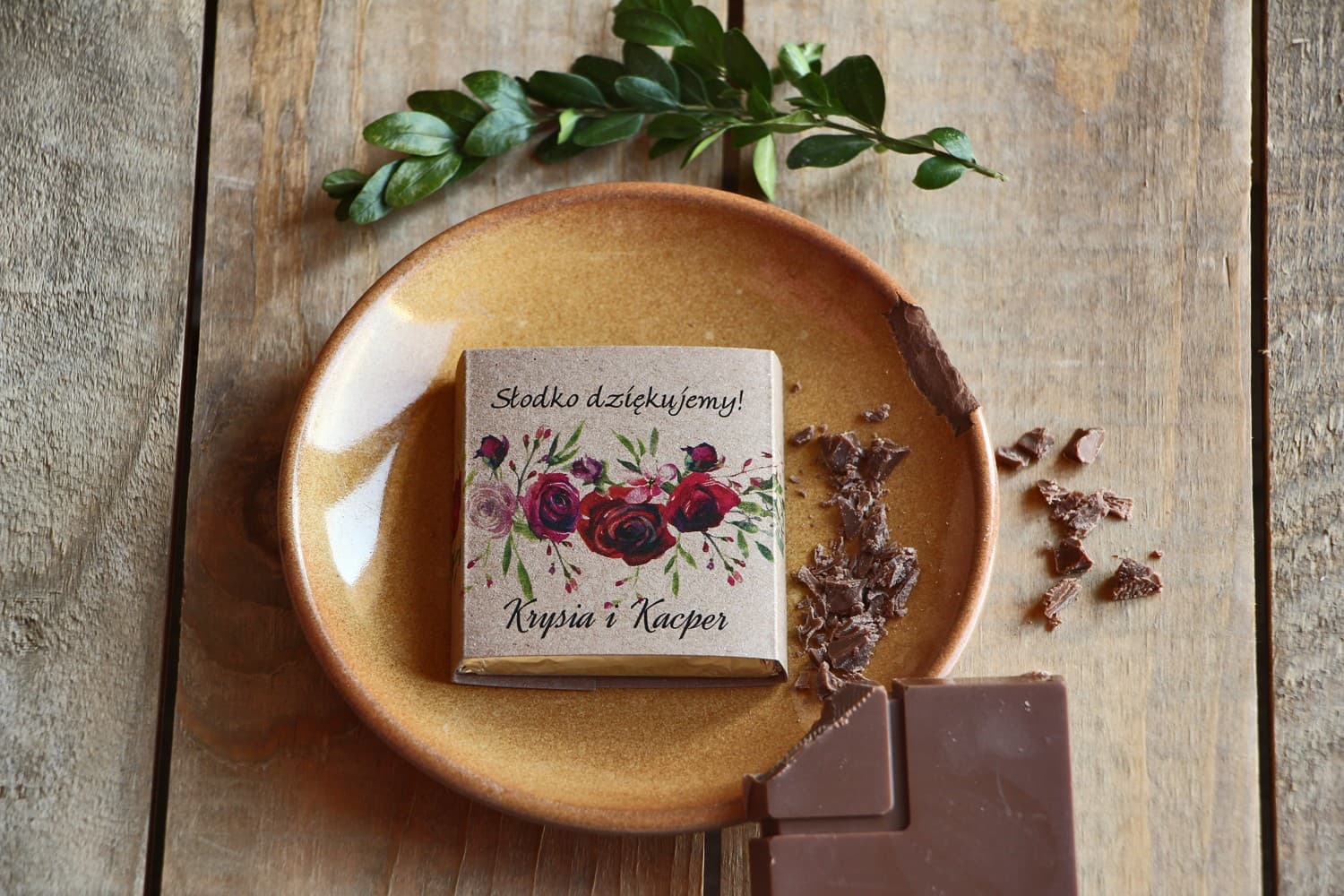 Burgundy Roses Wedding Chocolates | Elegant Wedding Favours | Forest Fruits No. 3