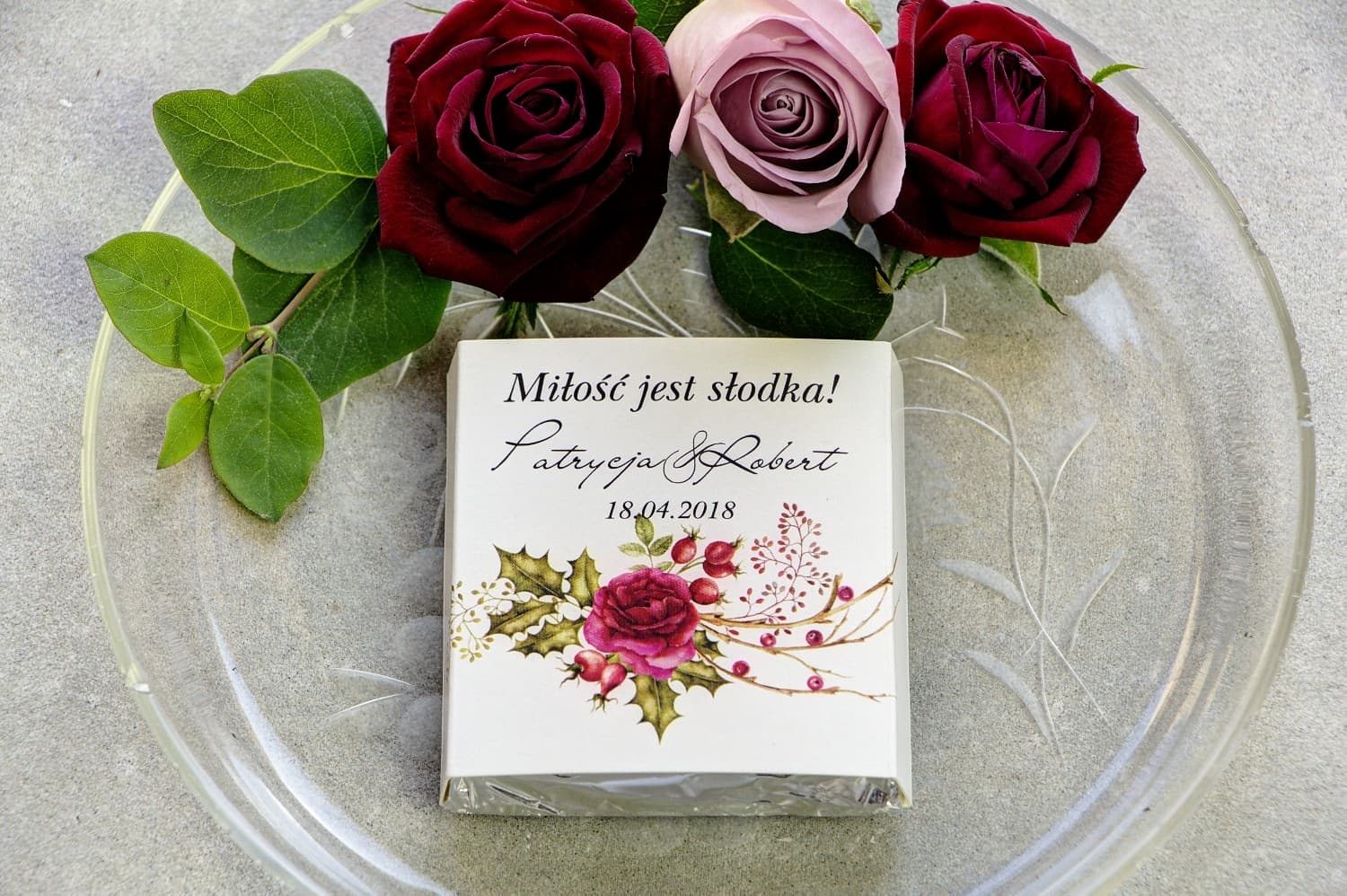 Wedding Chocolates with Red Roses | Personalized Wedding Favours | Pistachio No. 14