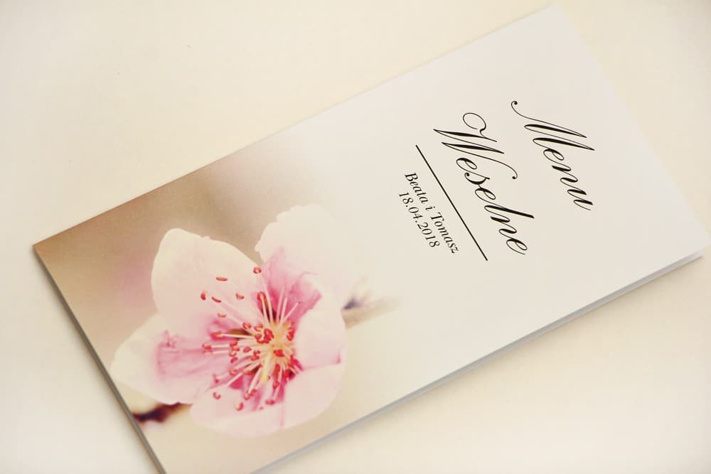 Folded Wedding Menu with Pink Cherry Blossom Motif, Personalized Menu Cards | Elegant Wedding Table Menu | Elegant 12