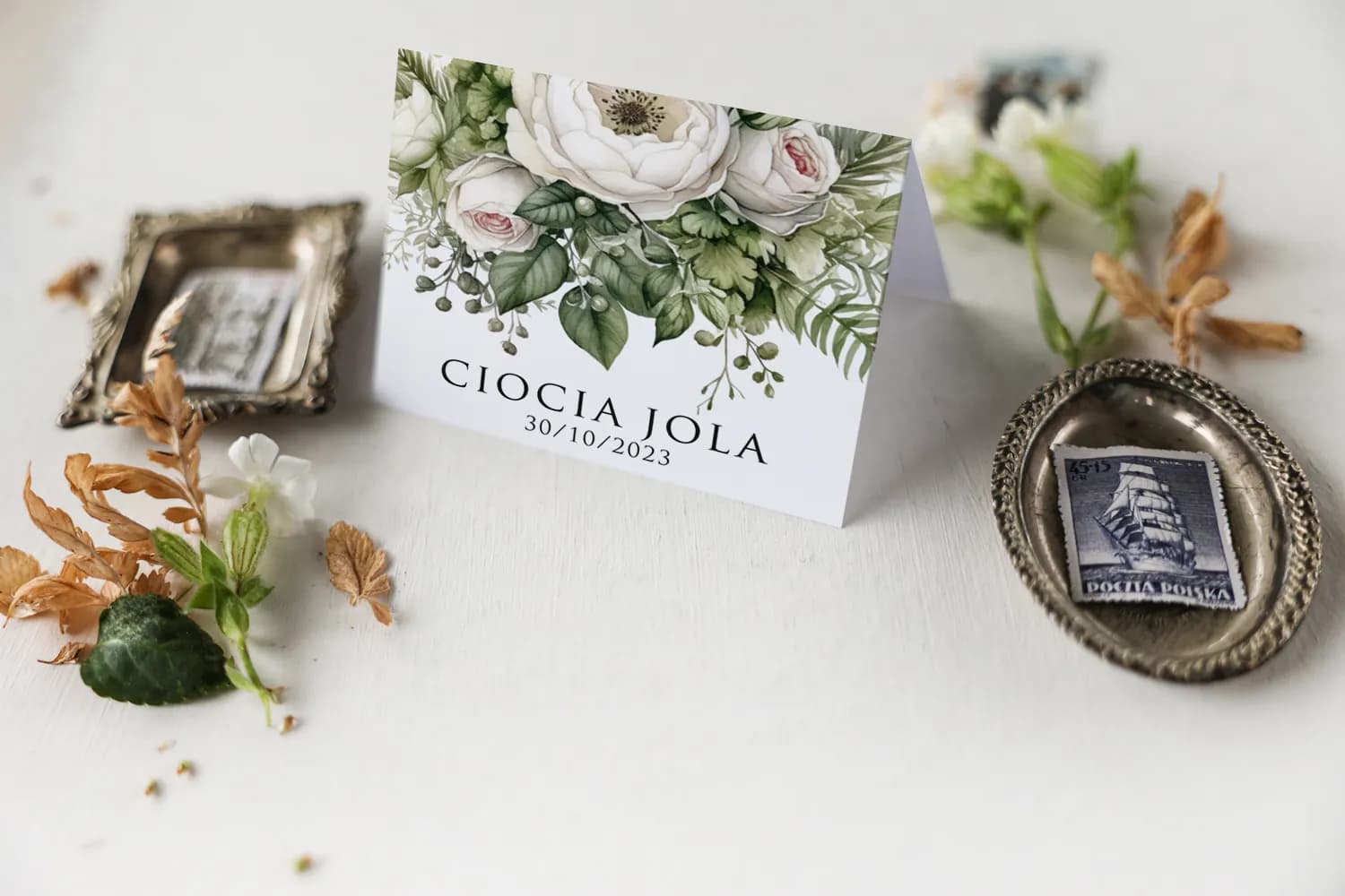 Classic Wedding Place Cards Impresja No. 3 – White Rose Motif