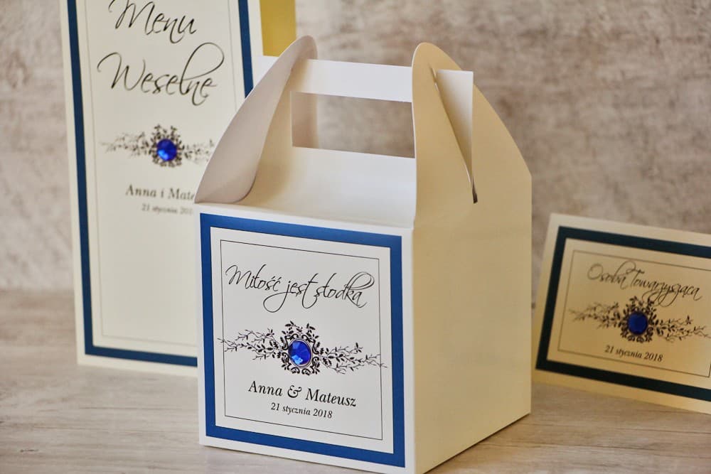 Eleganckie pudełko na ciasto weselne z koronką i cyrkonią | Personalizowane podziękowania dla gości | Z Koronką nr 2