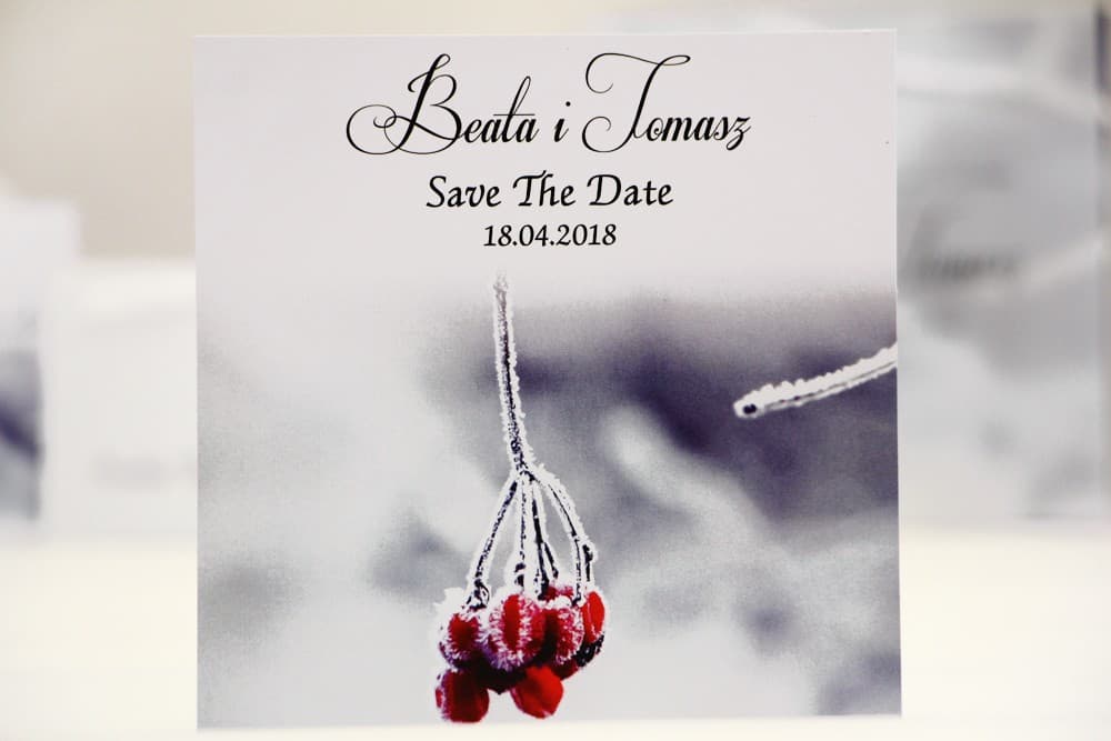 Zimowe Save the Date z Jarzębiną, Kwadratowe, Eleganckie | Zawiadomienia o Ślubie | Elegant nr 17