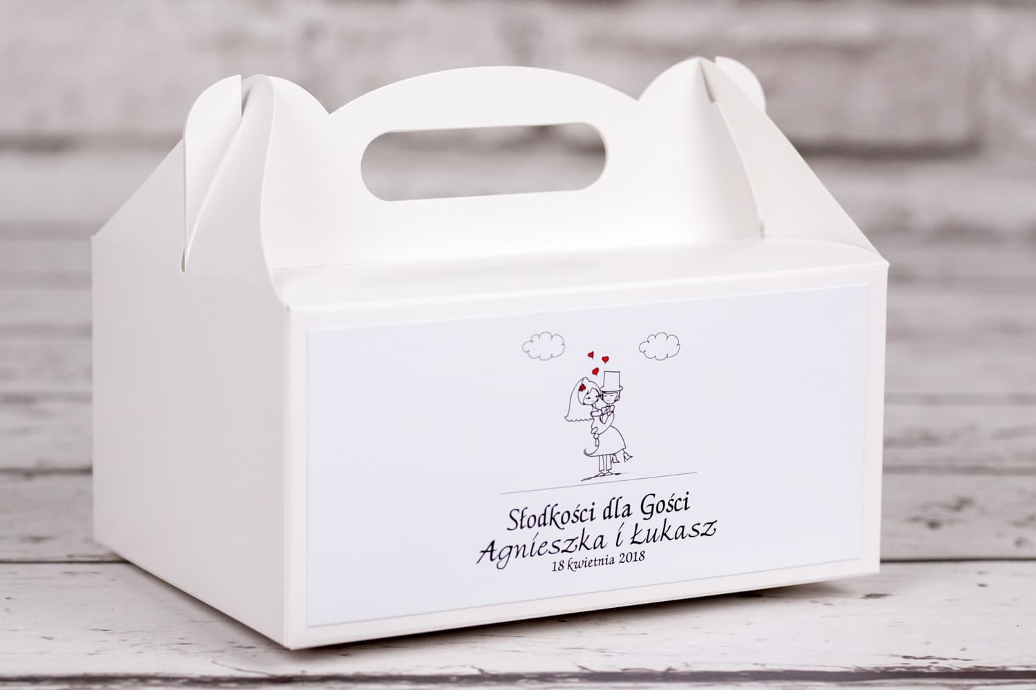 Pudełko na Ciasto Weselne z Rysunkiem Pary Młodej | Personalizowane Opakowania dla Gości | Bueno nr 9