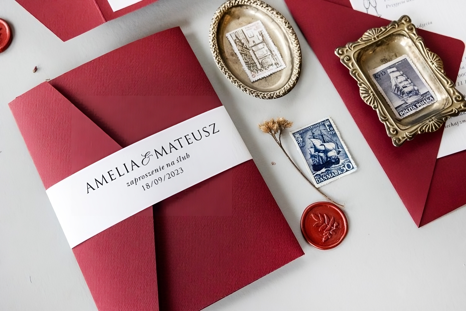 Co mówić przy wręczaniu zaproszeń na ślub ?