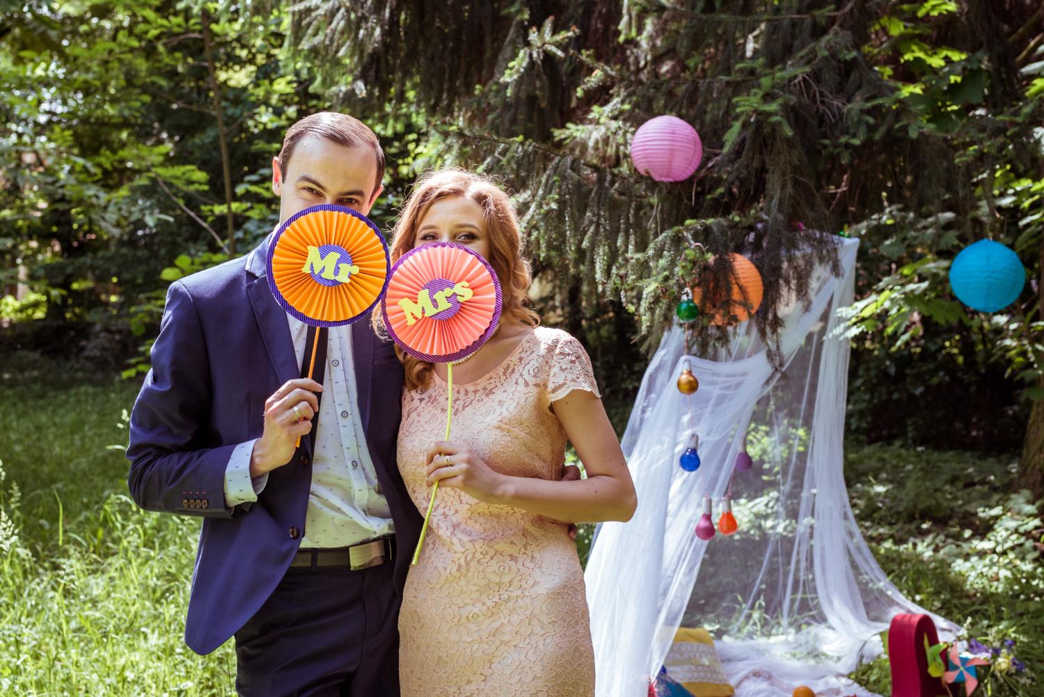 Atrakcje dla gości – fotobudka, gry i inne pomysły na integrację podczas wesela