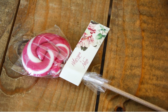 Słodkie podziękowania dla gości w formie Lizaków z kolekcji Mokate