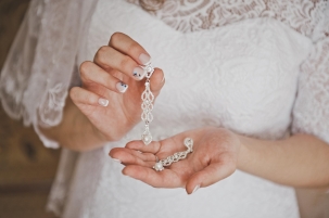 Jak wybrać idealną biżuterię ślubną?